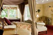 LODGING & AMENITIES